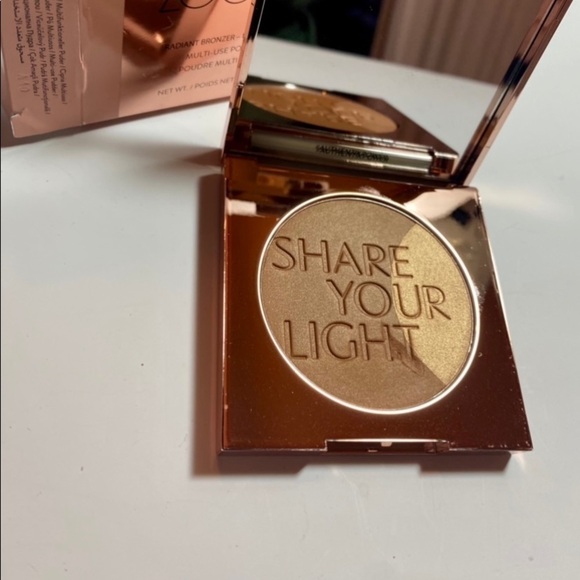 Zoeva Radiant Bronzer-Highlighter- Lumi 0.4. - Picture 4 of 11